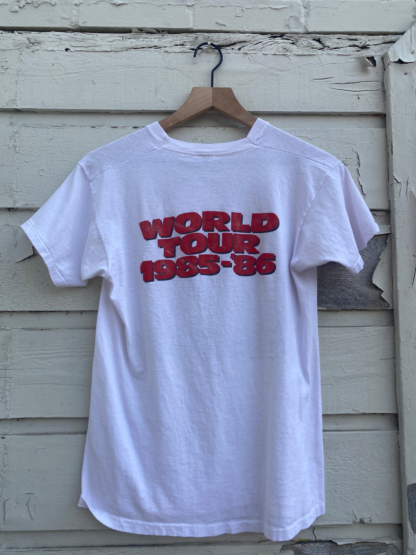 Vintage Heart 1985-1986 World Tour Shirt Small