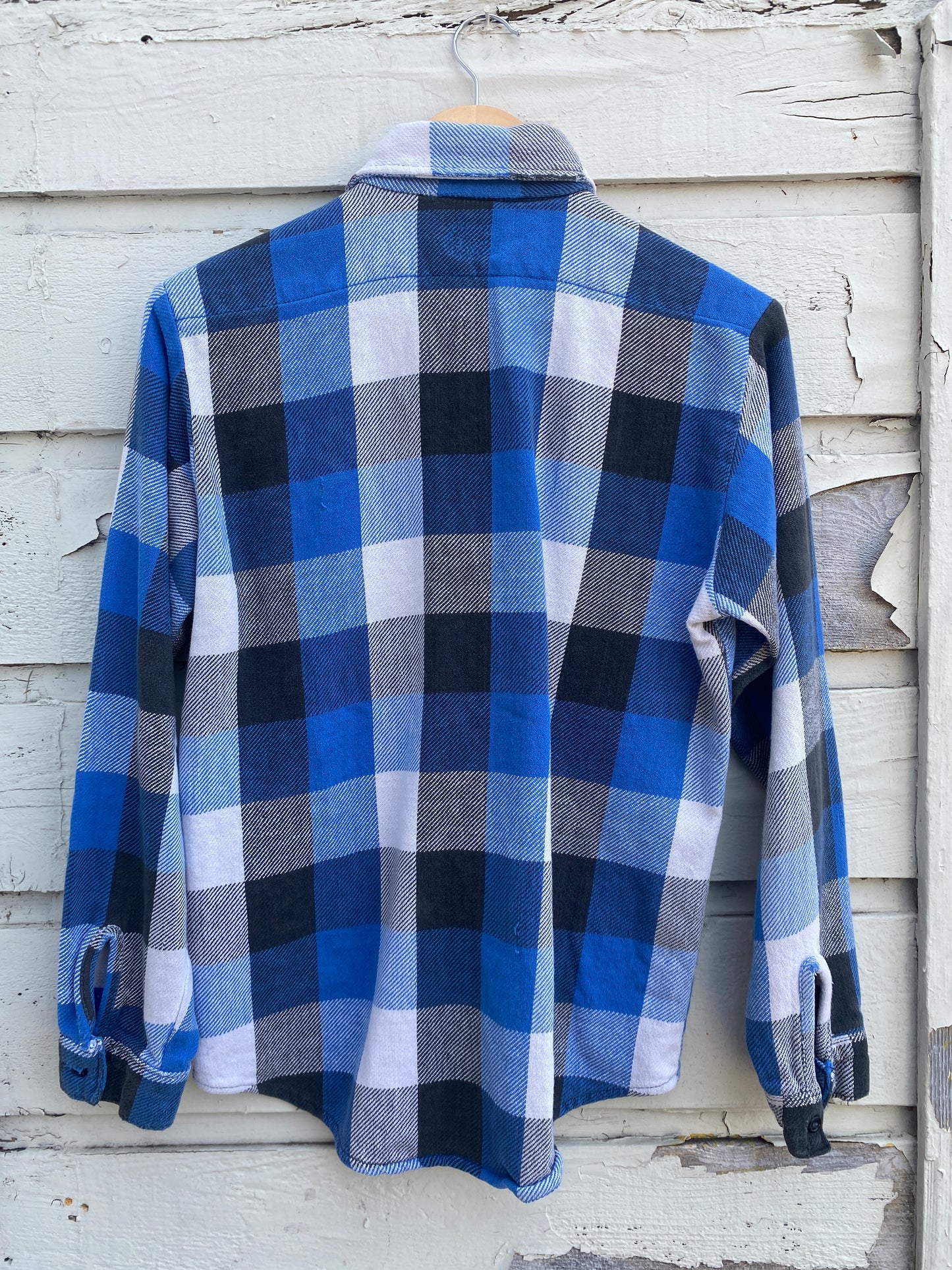 Vintage blue black and white square check flannel small